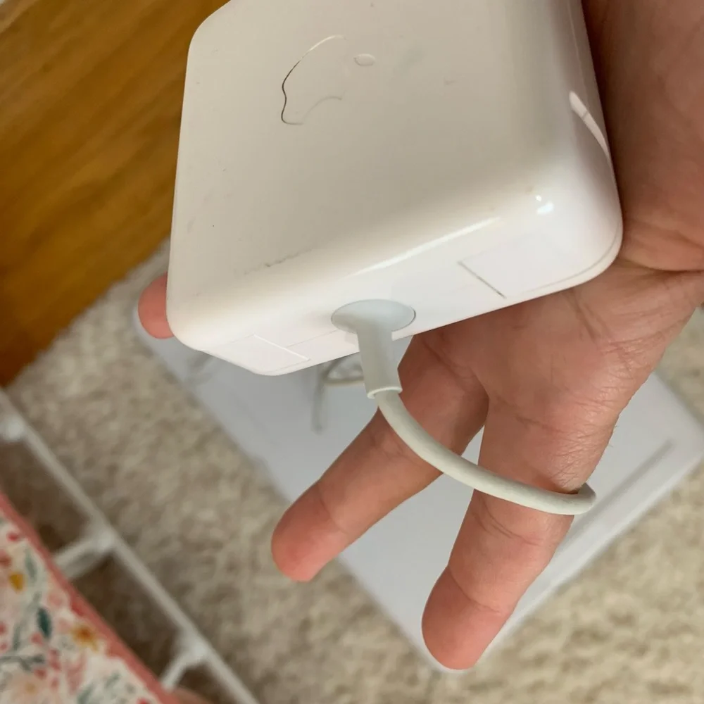 60W magsafe power adapter
